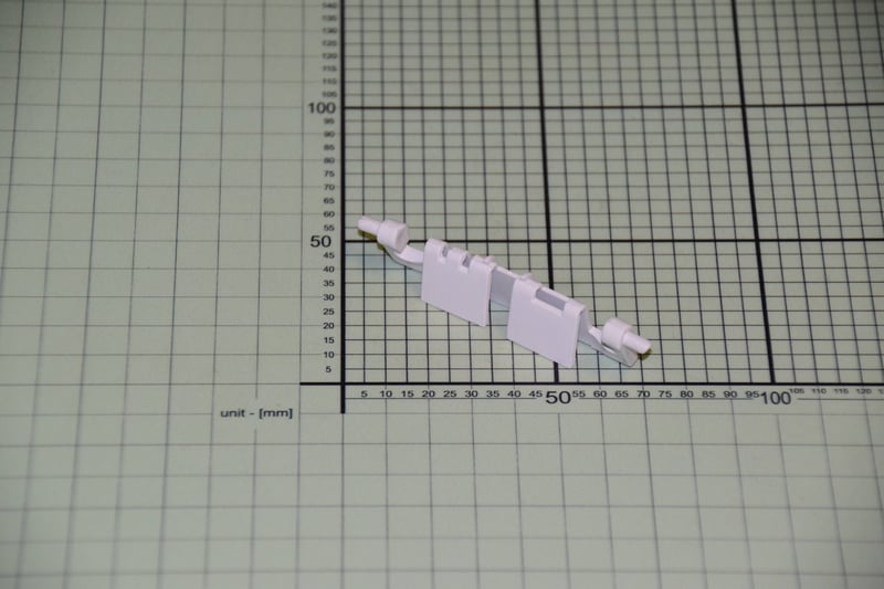 Braket of freezer chamber door 1016750