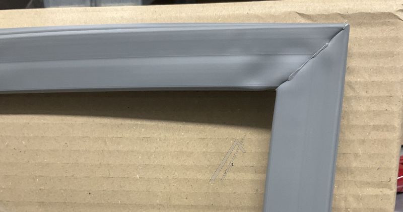 Magnettürdichtung für Gefrierfach Whirlpool/Indesit 488000851837 grau, M3