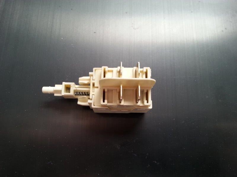 Schalter 1032563 Amica