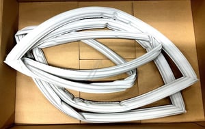 magnettuerdichtung-c400-fuer-kuehlschrank-beko-c00904482-slot-in-passgenau.679952