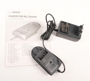 Ladegerät für Staubsauger Bosch Siemens 17008637 Akkulader