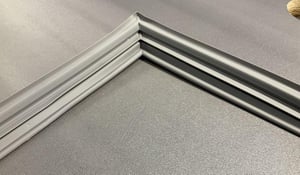 Whirlpool/Indesit Kühlschrank-Magnetdichtung 488000851836 Türdichtung