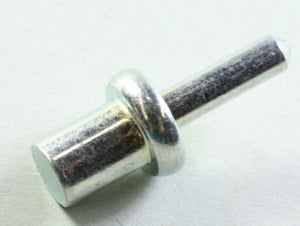 scharnierbolzen-fuer-kuehlschrank-liebherr-711310800-tuer.524299