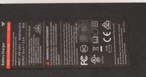 Ladegerät NIU H0102018 für E-Scooter KQI300P, KQI300X, KQIAIR