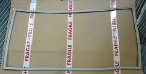 magnettuerdichtung-fuer-kuehlschrank-liebherr-711117400-4-seitig-grau-mit-montage.532461