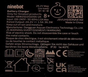 Ladegerät Segway-Ninebot AB.05.14.00.0075 für E-Scooter E2 Plus II C2 Pro