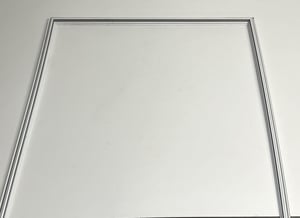 kuehlschrankdichtung-fuer-smeg-kuehlschrank-754132043-tuerdichtung-unten.519575