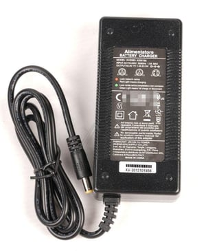 Ladegerät Aprilia APR-002 42V 1.5A für E-Scooter eSR1