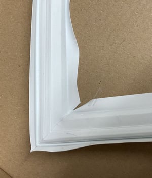 magnetische-tuerdichtung-fuer-kuehlschraenke-2248016236.559403