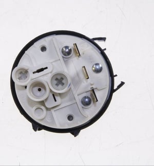 niveauregler-fuer-kuehlschrank-candy-hoover-28375043-kuehlschrankregelung.525704