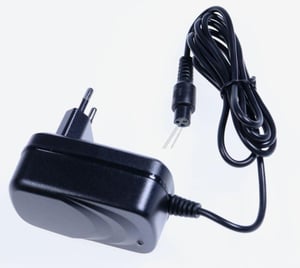 Ladegerät SoFlow 800.111.03 HLT-118B-2940800E 24V 0,8A für E-Scooter Flowpad 3.0