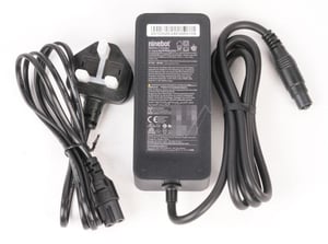 Ladegerät Segway-Ninebot AB.05.18.00.0005 54.6V 1.3A UK für E-Scooter ZT3PROE GT3E