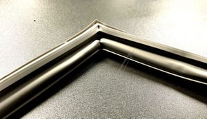 Gefrierschranktürdichtung für Kühlschrank Hisense Gorenje HK1632715 Magnetdichtung Gefrierfach