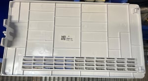 Beko Grundig Arcelik Sockelblende Trockner C00865466 links, Abdeckung