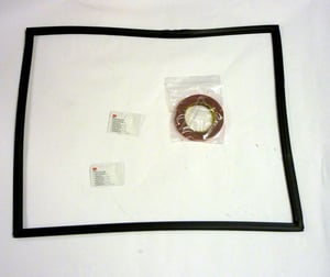 magnetdichtung-fuer-kuehlschrank-liebherr-711108800-4-seitig-schwarz.512411